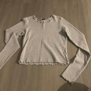 Brand: Brandy Melville      Color:Gray